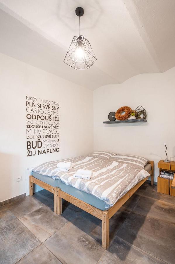 Apartmán ve Dvoře Ratiskovice Esterno foto